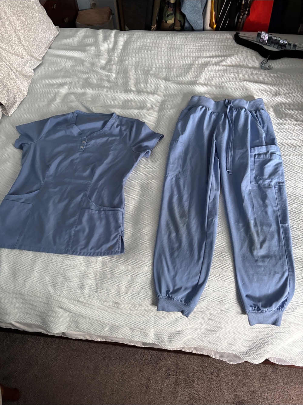 Jogger scrubs